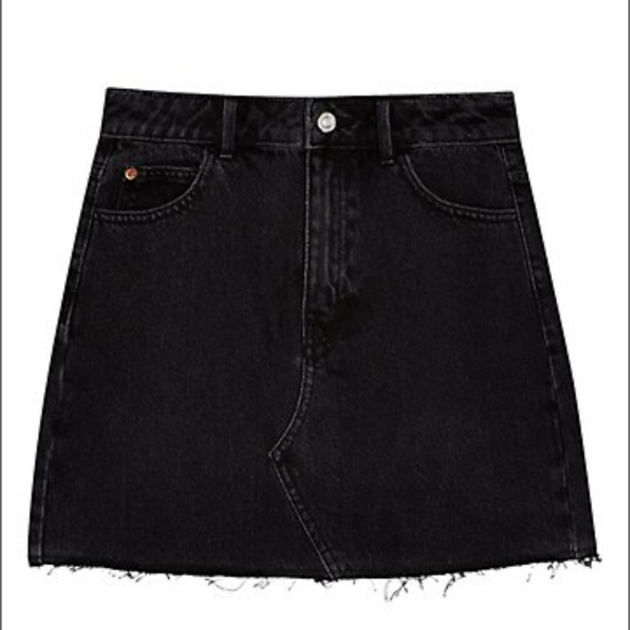 Topshop Dresses & Skirts - Topshop Moto Denim Skirt ❤️Host Pick ❤️